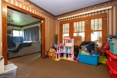 709 Longview Avenue, Akron, OH 44307 - Photo 12
