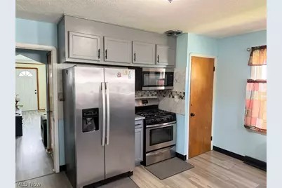 6706 Gilbert Avenue, Parma, OH 44129 - Photo 6