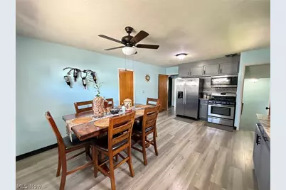 6706 Gilbert Avenue, Parma, OH 44129 - Photo 8