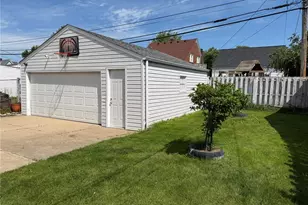 6706 Gilbert Ave, Parma, OH 44129 - Photo 30