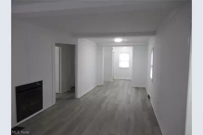 5112 Haverford Drive, Lyndhurst, OH 44124 - Photo 2
