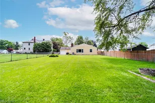 446 Ewing Rd, Youngstown, OH 44512 - Photo 42