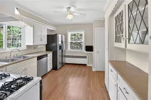 56 N Highland Ave, Akron, OH 44303 - Photo 10