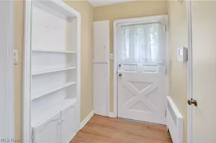 56 N Highland Ave, Akron, OH 44303 - Photo 2