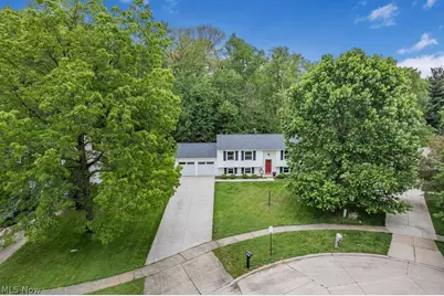 1161 Erin Drive, Kent, OH 44240 - Photo 4