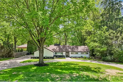2380 Amesbury Road, Akron, OH 44313 - Photo 38