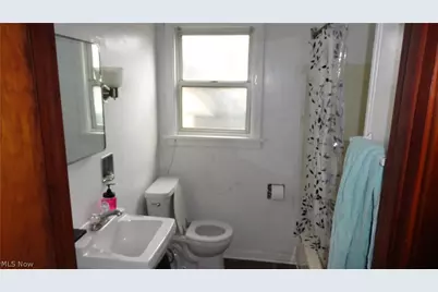 315 Grant Street, Newell, WV 26050 - Photo 6