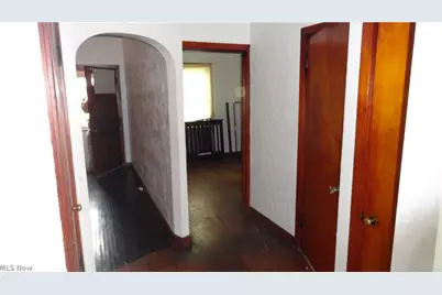 315 Grant Street, Newell, WV 26050 - Photo 4