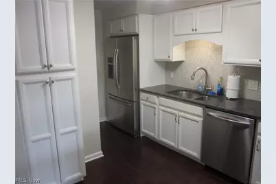 22555 Center Ridge Road #201, Rocky River, OH 44116 - Photo 6