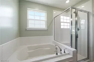 36629 Barkhurst Mill Dr, North Ridgeville, OH 44039 - Photo 20