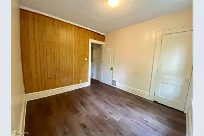 400 Cloverdale Avenue #DOWN, Akron, OH 44302 - Photo 10