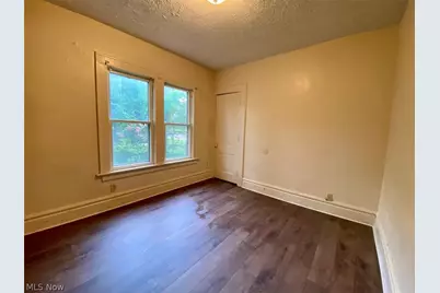 400 Cloverdale Avenue #DOWN, Akron, OH 44302 - Photo 8
