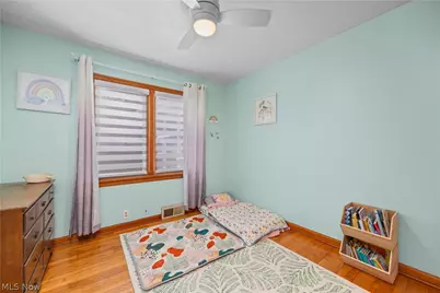 1739 W 11th Street, Lorain, OH 44052 - Photo 24