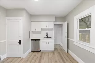 13202 Melzer Ave, Loveland, OH 44120 - Photo 18