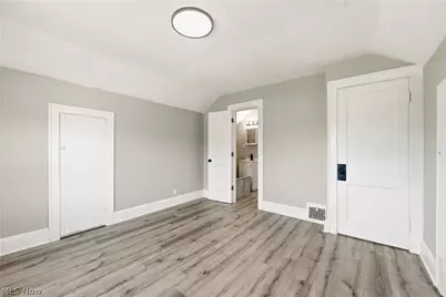 13202 Melzer Avenue, Loveland, OH 44120 - Photo 36
