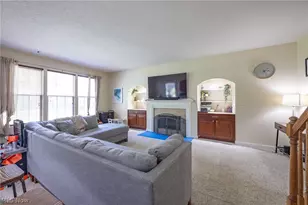 8856 Oakbrook Cir, Twinsburg, OH 44087 - Photo 6