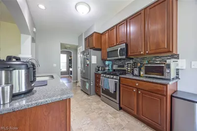 8856 Oakbrook Circle, Twinsburg, OH 44087 - Photo 16