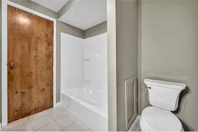 6407 Indian Point Road, Painesville, OH 44077 - Photo 22