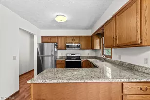 2411 Otterbin St, Louisville, OH 44641 - Photo 16