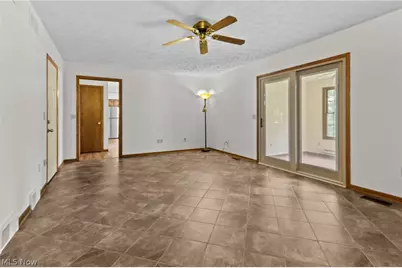 2411 Otterbin Street, Louisville, OH 44641 - Photo 6