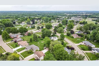 2411 Otterbin Street, Louisville, OH 44641 - Photo 4