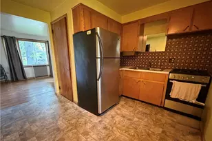 307 W 9th St, Salem, OH 44460 - Photo 6