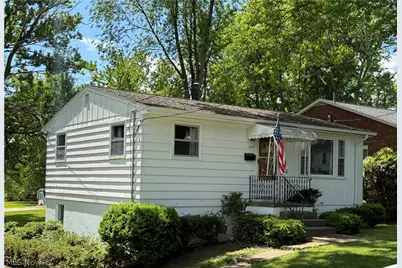 307 W 9th Street, Salem, OH 44460 - Photo 2