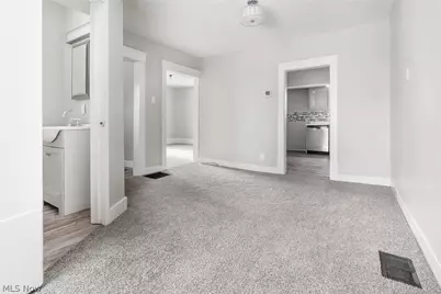 452 E Summit Street, Alliance, OH 44601 - Photo 8