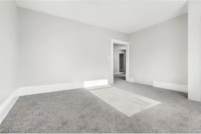 452 E Summit Street, Alliance, OH 44601 - Photo 6