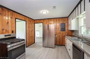 4215 Tapper Rd, Norton, OH 44203 - Photo 8