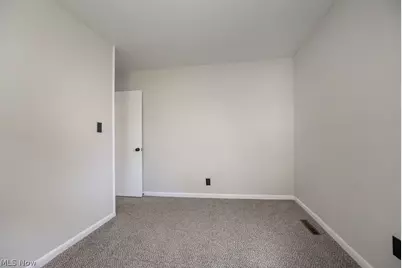 4215 Tapper Road, Norton, OH 44203 - Photo 18