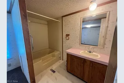 12053 Ellsworth Street, Buffalo, OH 43722 - Photo 12