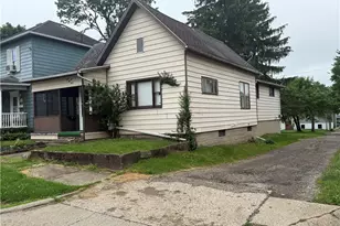 421 N 11th St, Cambridge, OH 43725 - Photo 2