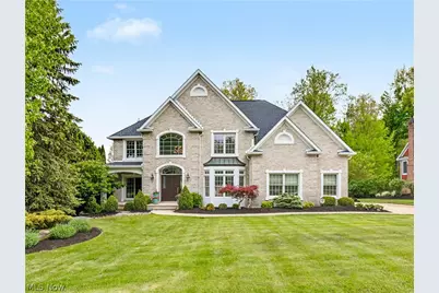 1246 Homestead Creek Drive, Grandview Heights, OH 44147 - Photo 1