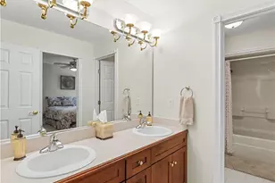 1246 Homestead Creek Dr, Grandview Heights, OH 44147 - Photo 24