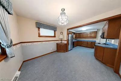 508 Mildred Avenue, Weirton, WV 26062 - Photo 6