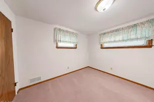 508 Mildred Ave, Weirton, WV 26062 - Photo 10