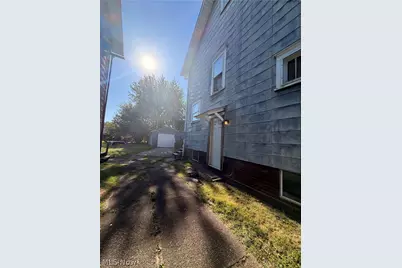 1217 Park Avenue SW, Canton, OH 44706 - Photo 2