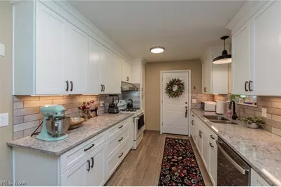 1421 Driftwood Lane, Macedonia, OH 44056 - Photo 10