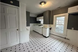 1043 E 68th St, Loveland, OH 44103 - Photo 12