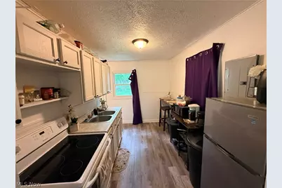 1276 Frederick Boulevard, Akron, OH 44320 - Photo 8