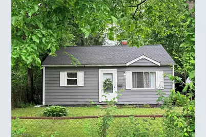 1276 Frederick Boulevard, Akron, OH 44320 - Photo 2