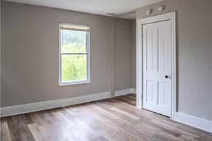 2102 W 96th St, Loveland, OH 44102 - Photo 12