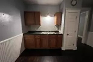 1976 Smithfield St, Youngstown, OH 44509 - Photo 4