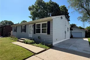 894 Jean Ave, Akron, OH 44310 - Photo 2
