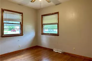 5004 Dunsmore Ave, Ashtabula, OH 44004 - Photo 16
