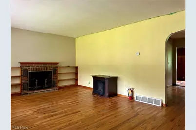 5004 Dunsmore Avenue, Ashtabula, OH 44004 - Photo 4
