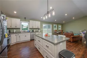 10952 Madlyn St NE, Bolivar, OH 44612 - Photo 10