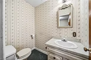 11565 Wilbert Rd, Chardon, OH 44024 - Photo 22
