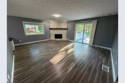 717 Hazelwood Drive, Vermilion, OH 44089 - Photo 6